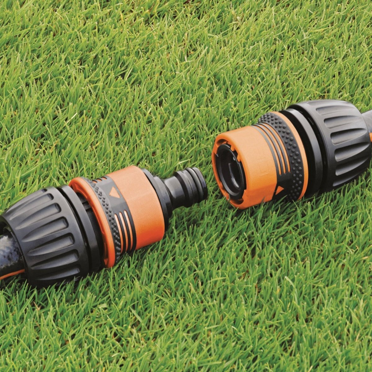Claber 8612 Two-Way Hose Pipe Connector